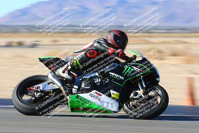 media/Jan-09-2022-SoCal Trackdays (Sun) [[2b1fec8404]]/Turn 8 (1045am)/